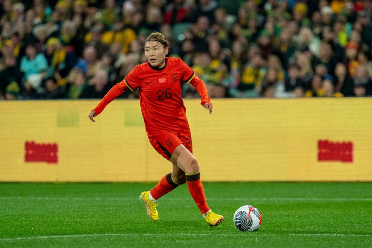 东契奇列足坛NBA球星对标：梅西是乔丹C罗是詹姆斯维尼修斯是库里